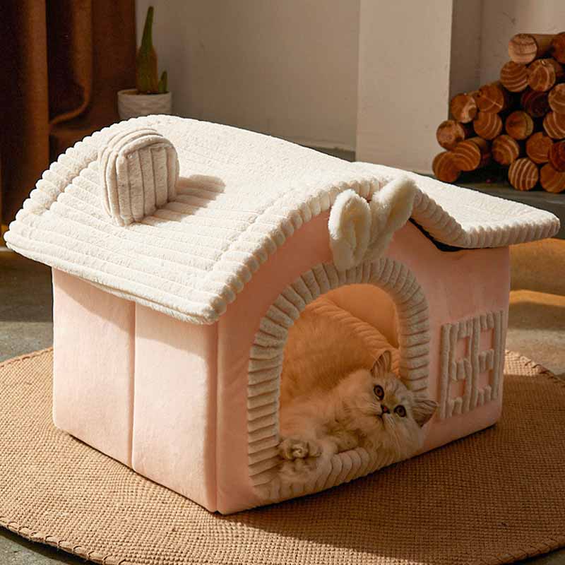 Weiches Katzenbett mit Hausdesign aus Plüschfleece